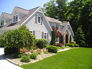 Landscapers and Lawncare Services in Waynesburg, KY